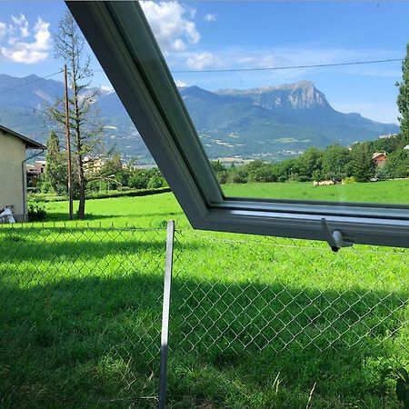 Mobil Home Proche Du Plan D'Eau D'Embrun Kültér fotó