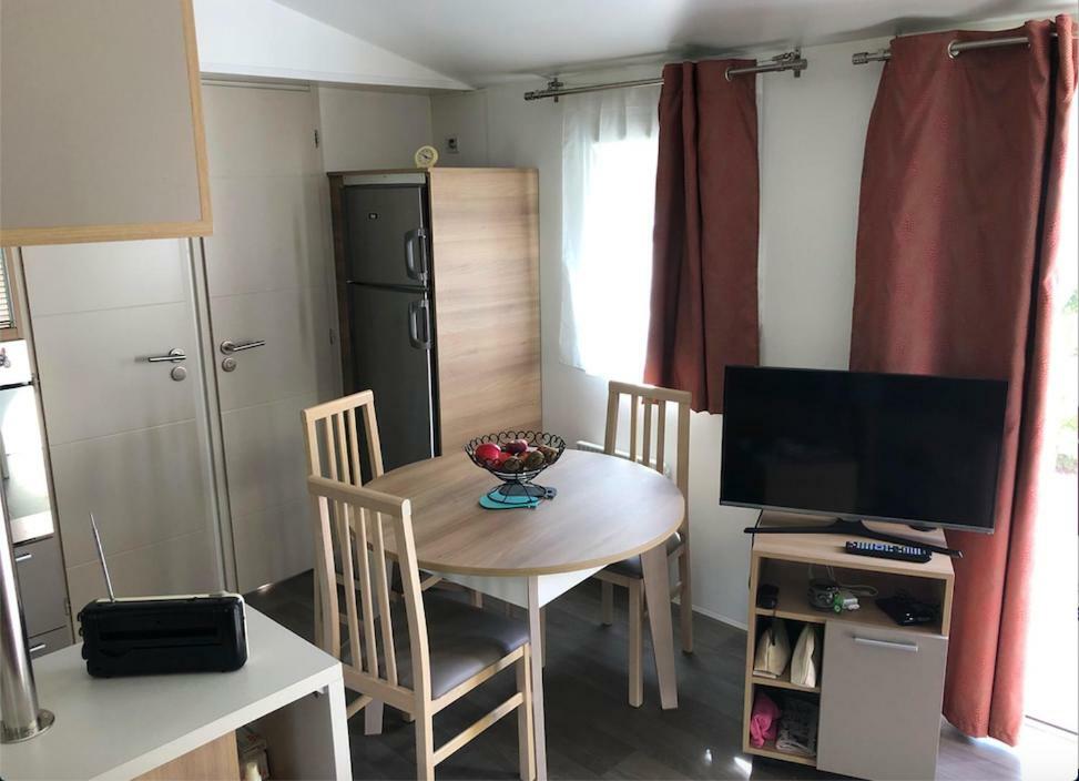 Mobil Home Proche Du Plan D'Eau D'Embrun Kültér fotó